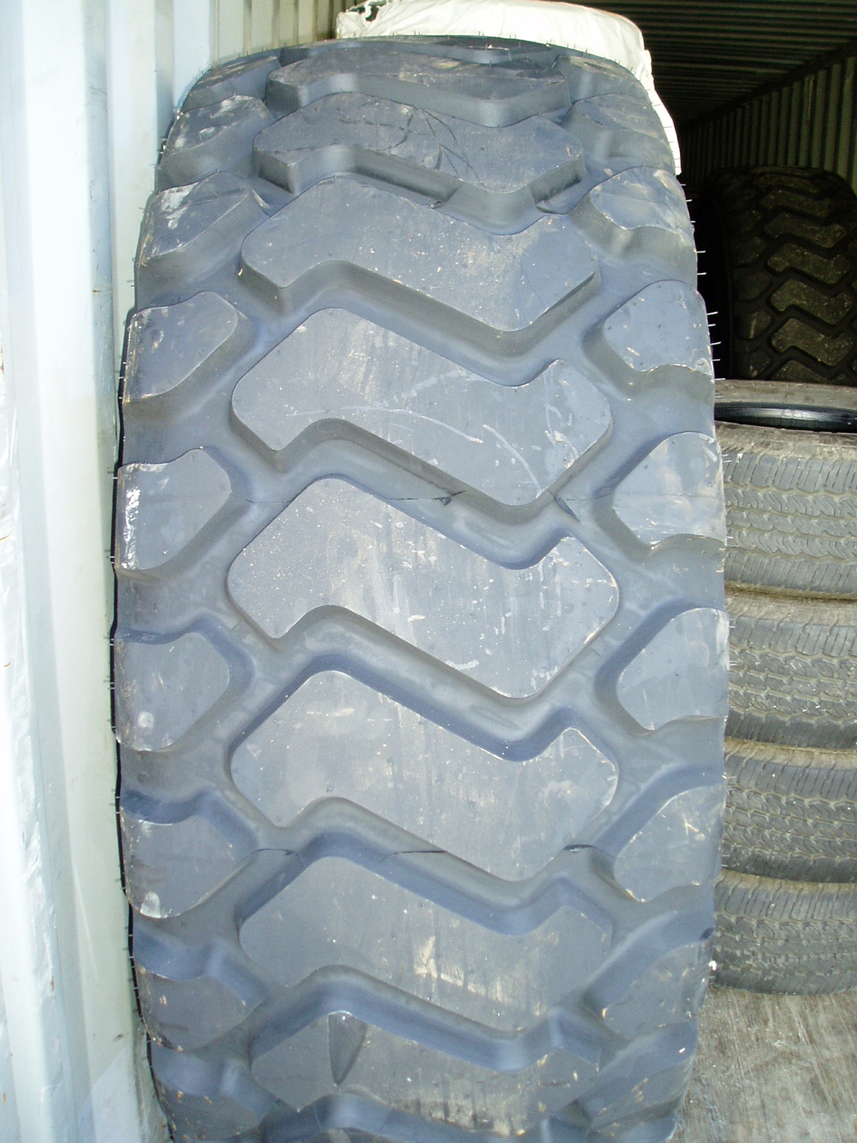 17.5R25 Loader Tires for sale, Kelowna, BC